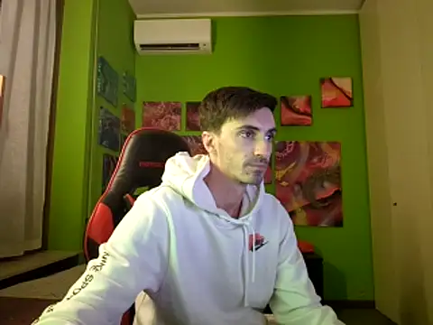 MASTERBULLY online show from November 5, 2025, 11:49 pm