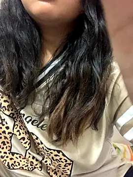 Snapshot of arielopal chatting on October 24, 2025, 2:46 pm arielopal online show from October 24, 2025, 2:46 pm