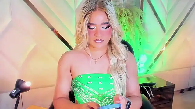 Snapshot of Elody_Preysler69 chatting on February 20, 2026, 4:53 am Elody Preysler69 online show from February 20, 2026, 4:53 am