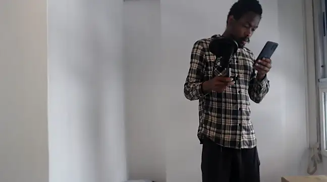 Mastertopdome online show from February 4, 2025, 5:12 pm