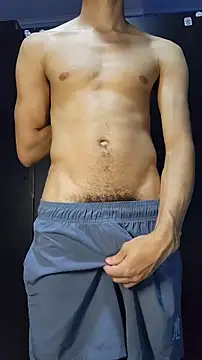 boyminerin00 online show from February 24, 2026, 4:21 am