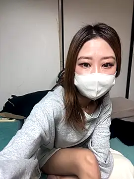 ayu0009rrr online show from December 2, 2025, 3:40 pm