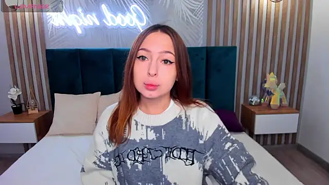 Snapshot of KetrinWhite chatting on November 15, 2025, 1:25 am KetrinWhite online show from November 15, 2025, 1:25 am