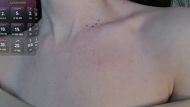 Snapshot of BB_Web chatting on February 4, 2026, 6:36 pm BB Web online show from February 4, 2026, 6:36 pm