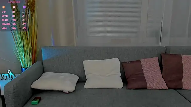 NovaBlissss online show from January 24, 2025, 8:22 pm