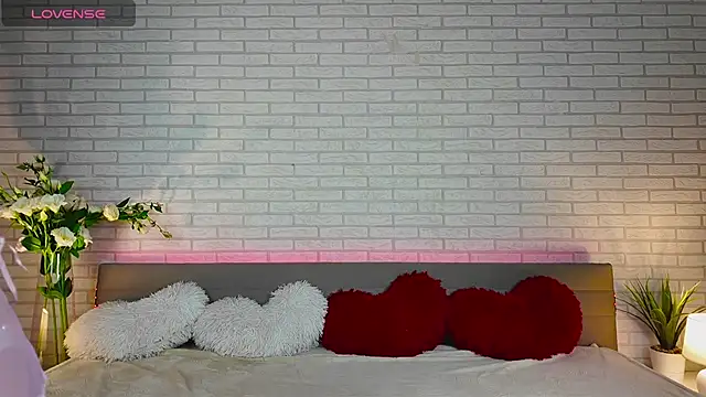 NovaBlissss online show from September 21, 2025, 8:21 pm