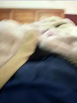 ravi707984 online show from November 14, 2025, 9:19 am