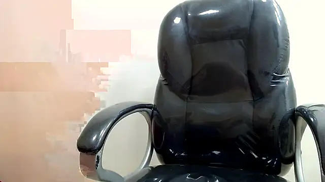 Snapshot of DamiBright chatting on October 1, 2025, 7:20 pm DamiBright online show from October 1, 2025, 7:20 pm