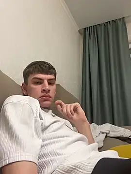 Snapshot of _Magic_Boy_ chatting on December 12, 2024, 4:53 pm Magic Boy online show from December 12, 2024, 4:53 pm