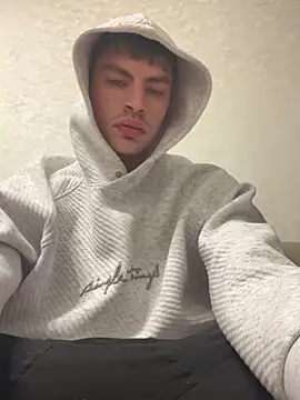 Snapshot of _Magic_Boy_ chatting on December 19, 2024, 4:46 pm Magic Boy online show from December 19, 2024, 4:46 pm