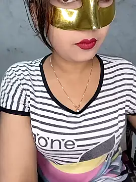 Snapshot of Shanaya_Hotty chatting on December 14, 2024, 5:47 pm Shanaya Hotty online show from December 14, 2024, 5:47 pm