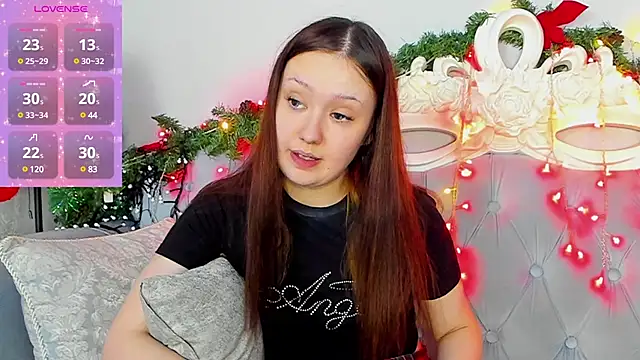 MiriaamWhite online show from January 20, 2025, 1:53 pm