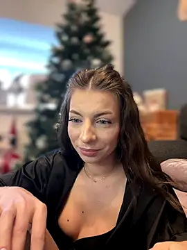 Snapshot of Mia_Ethan chatting on December 6, 2024, 11:11 am Mia Ethan online show from December 6, 2024, 11:11 am