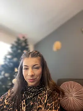 Snapshot of Mia_Ethan chatting on December 13, 2024, 10:19 am Mia Ethan online show from December 13, 2024, 10:19 am
