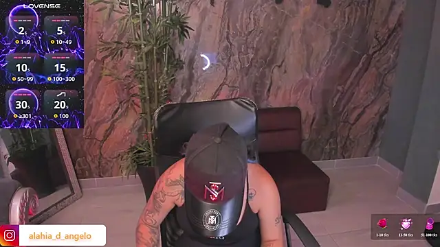 Alahia Dangelo online show from April 15, 2026, 5:31 pm