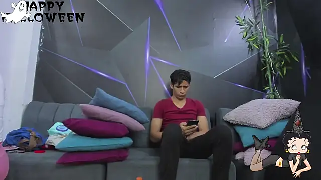 Snapshot of playsgirlhot chatting on October 17, 2025, 11:13 am playsgirlhot online show from October 17, 2025, 11:13 am