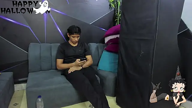 Snapshot of playsgirlhot chatting on October 31, 2025, 11:17 pm playsgirlhot online show from October 31, 2025, 11:17 pm