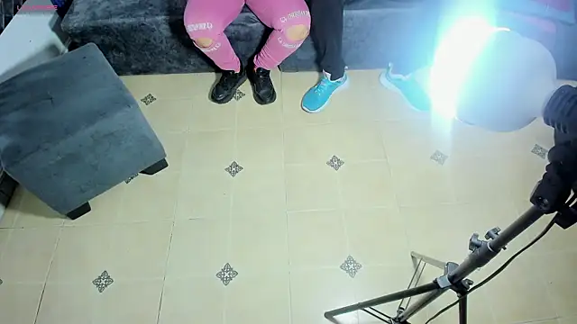 playsgirlhot online show from April 6, 2026, 11:22 am