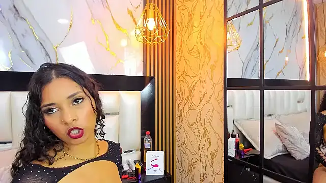 SofiaLaurents online show from January 9, 2025, 8:01 pm