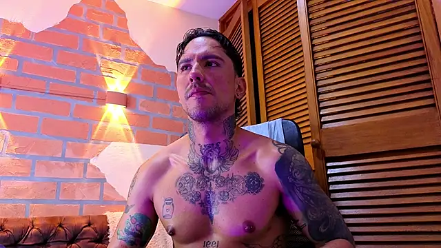 Dylanstonne online show from January 6, 2026, 9:18 pm