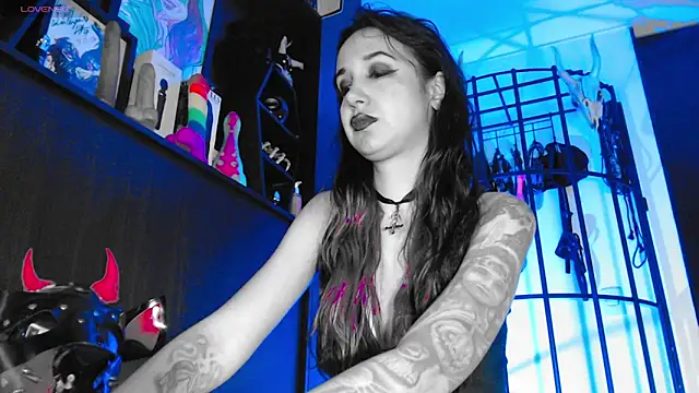 Snapshot of Carla_fcoxx chatting on October 1, 2025, 11:38 am Carla fcoxx online show from October 1, 2025, 11:38 am