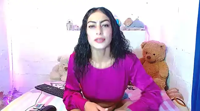 Snapshot of kendall-storm chatting on February 3, 2025, 2:14 am kendall-storm online show from February 3, 2025, 2:14 am
