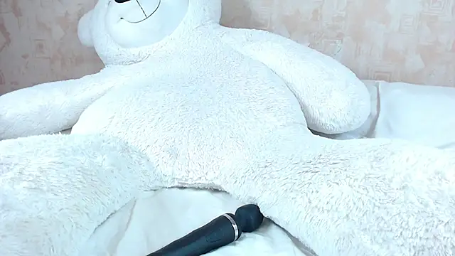 Snapshot of bellaa_love_ chatting on February 22, 2025, 10:07 am bellaa love online show from February 22, 2025, 10:07 am
