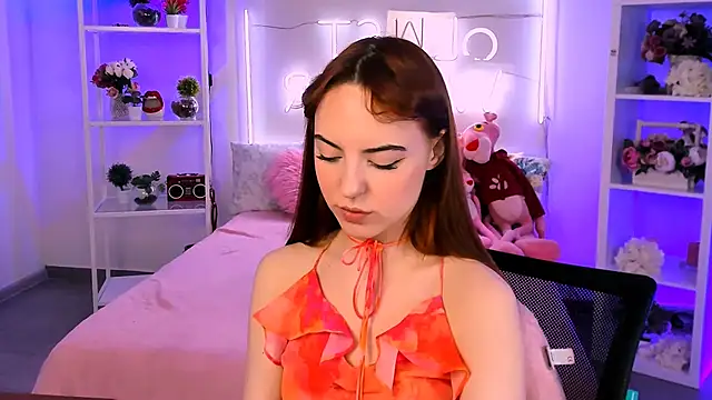 Snapshot of evanellson chatting on February 7, 2025, 8:22 am evanellson online show from February 7, 2025, 8:22 am