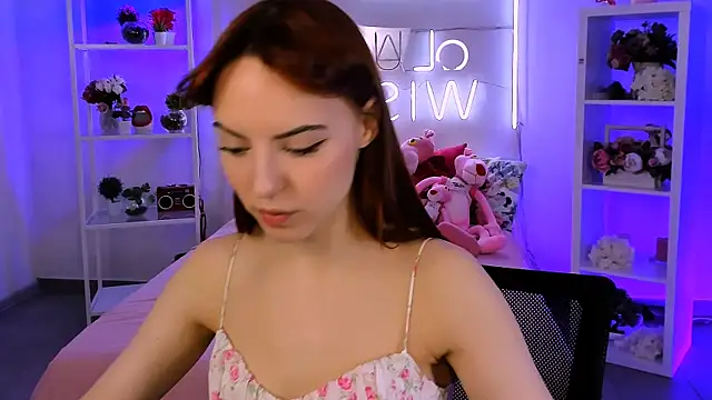 Snapshot of evanellson chatting on February 8, 2025, 8:31 am evanellson online show from February 8, 2025, 8:31 am