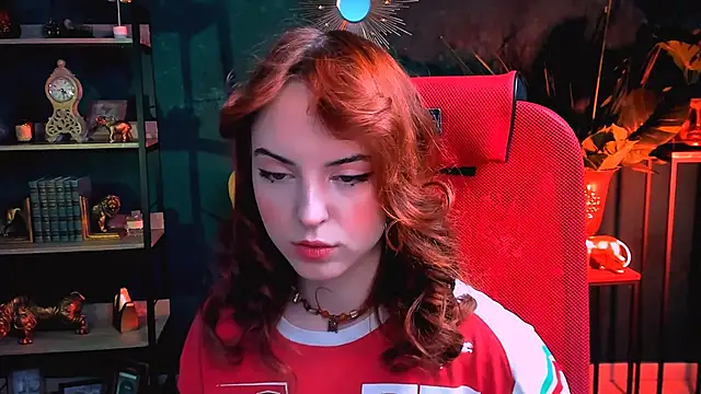 Snapshot of evanellson chatting on February 18, 2025, 12:17 pm evanellson online show from February 18, 2025, 12:17 pm