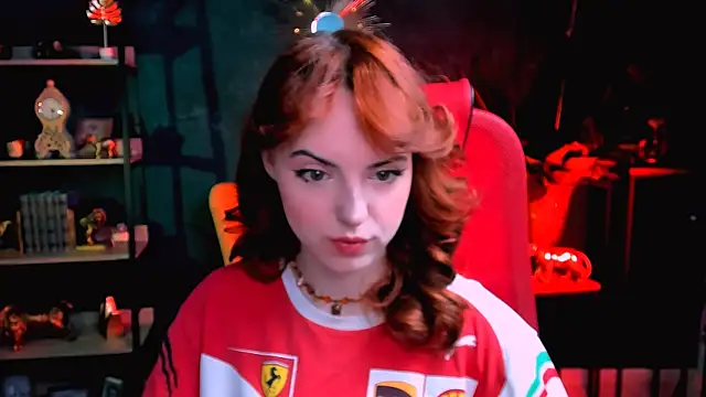 Snapshot of evanellson chatting on February 19, 2025, 12:11 pm evanellson online show from February 19, 2025, 12:11 pm