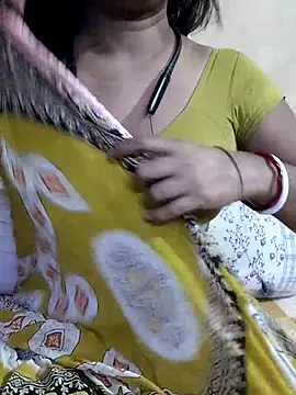 yoursweety09 online show from September 14, 2025, 12:43 am