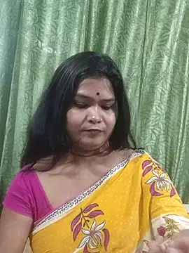 yoursweety09 online show from December 22, 2025, 8:33 am