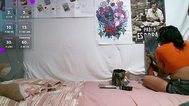 pamelaykamila online show from March 27, 2026, 4:18 am