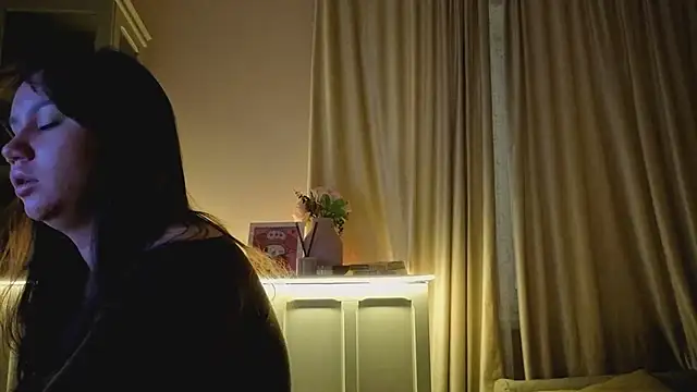 Alisia Mars online show from February 18, 2026, 3:46 am