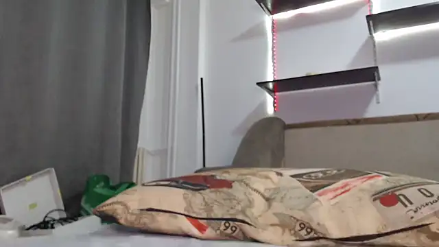 LetsGetMessyBBy online show from February 15, 2025, 6:33 pm