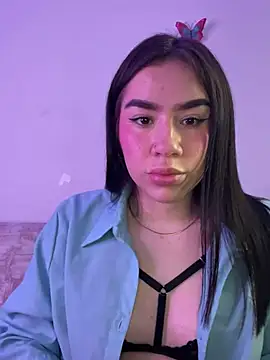 Snapshot of Im_Valen_Cute chatting on December 30, 2024, 10:34 pm Im Valen Cute online show from December 30, 2024, 10:34 pm