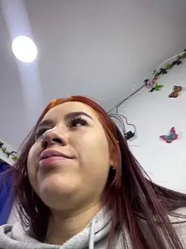 Snapshot of Im_Valen_Cute chatting on January 25, 2025, 12:38 am Im Valen Cute online show from January 25, 2025, 12:38 am