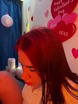 Snapshot of Im_Valen_Cute chatting on February 8, 2025, 3:30 am Im Valen Cute online show from February 8, 2025, 3:30 am