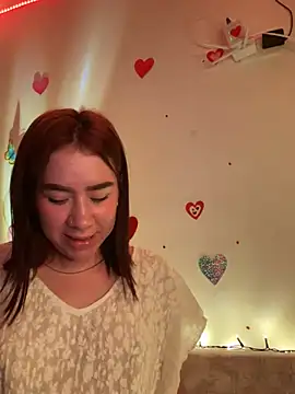Snapshot of Im_Valen_Cute chatting on March 15, 2025, 1:19 am Im Valen Cute online show from March 15, 2025, 1:19 am