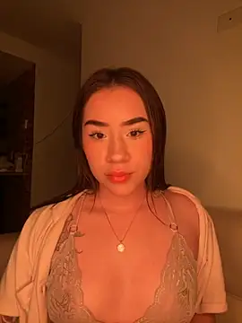 Snapshot of Im_Valen_Cute chatting on September 28, 2025, 5:57 am Im Valen Cute online show from September 28, 2025, 5:57 am