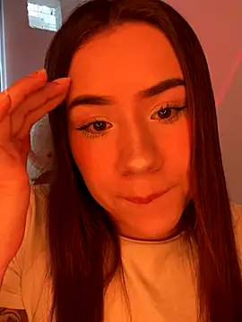 Im Valen Cute online show from November 29, 2025, 8:12 pm