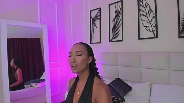 Snapshot of Amber__Sanchez chatting on January 24, 2025, 4:59 am Amber Sanchez online show from January 24, 2025, 4:59 am