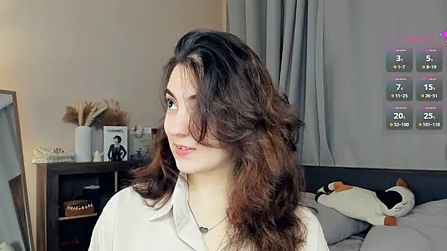 Snapshot of DracosMoon chatting on November 8, 2025, 7:30 am DracosMoon online show from November 8, 2025, 7:30 am