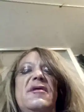 Cumhrd777 online show from November 5, 2025, 8:36 am