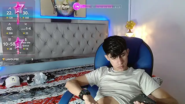 Snapshot of Dyla_n18 chatting on February 22, 2025, 2:17 am Dyla n18 online show from February 22, 2025, 2:17 am