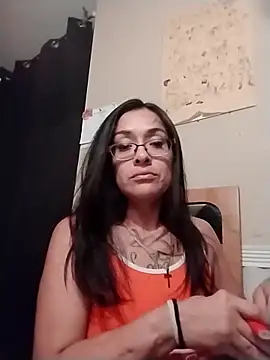 Snapshot of lovlypussy55 chatting on September 21, 2025, 9:11 am lovlypussy55 online show from September 21, 2025, 9:11 am