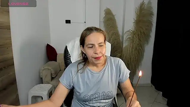 Milf karlye online show from March 4, 2026, 1:55 am