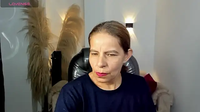 Milf karlye online show from April 9, 2026, 2:11 am