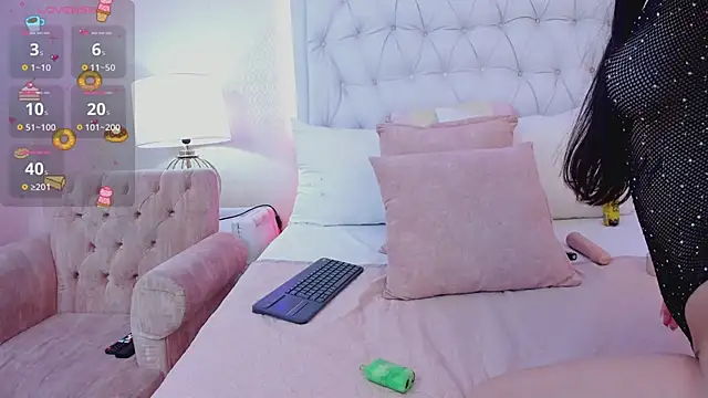 MonserratPeters online show from January 16, 2025, 11:06 pm